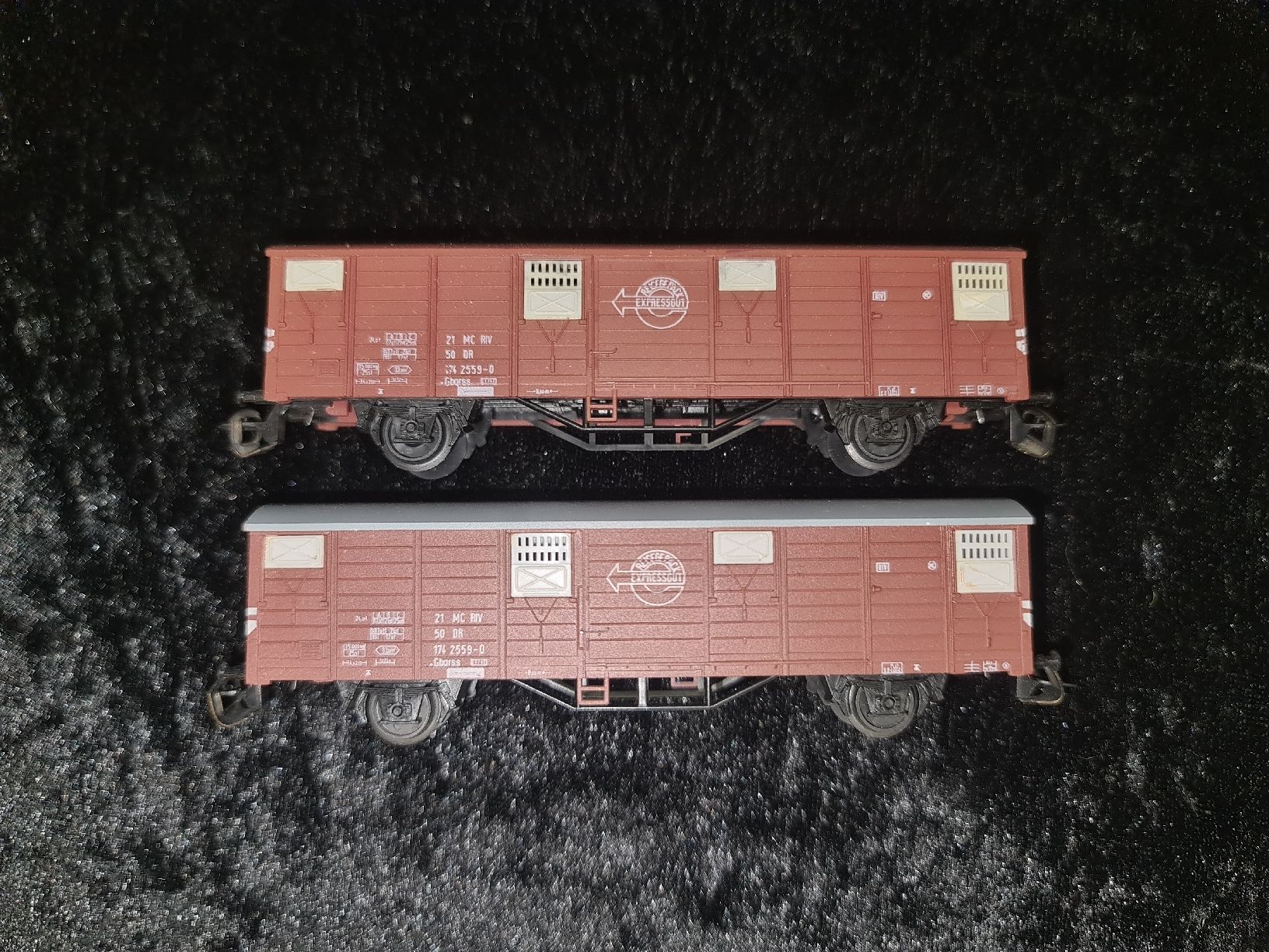 Tillig Modelleisenbahnen: Güterwagenset Expressgut – Gebraucht aus Conters von dave_freak