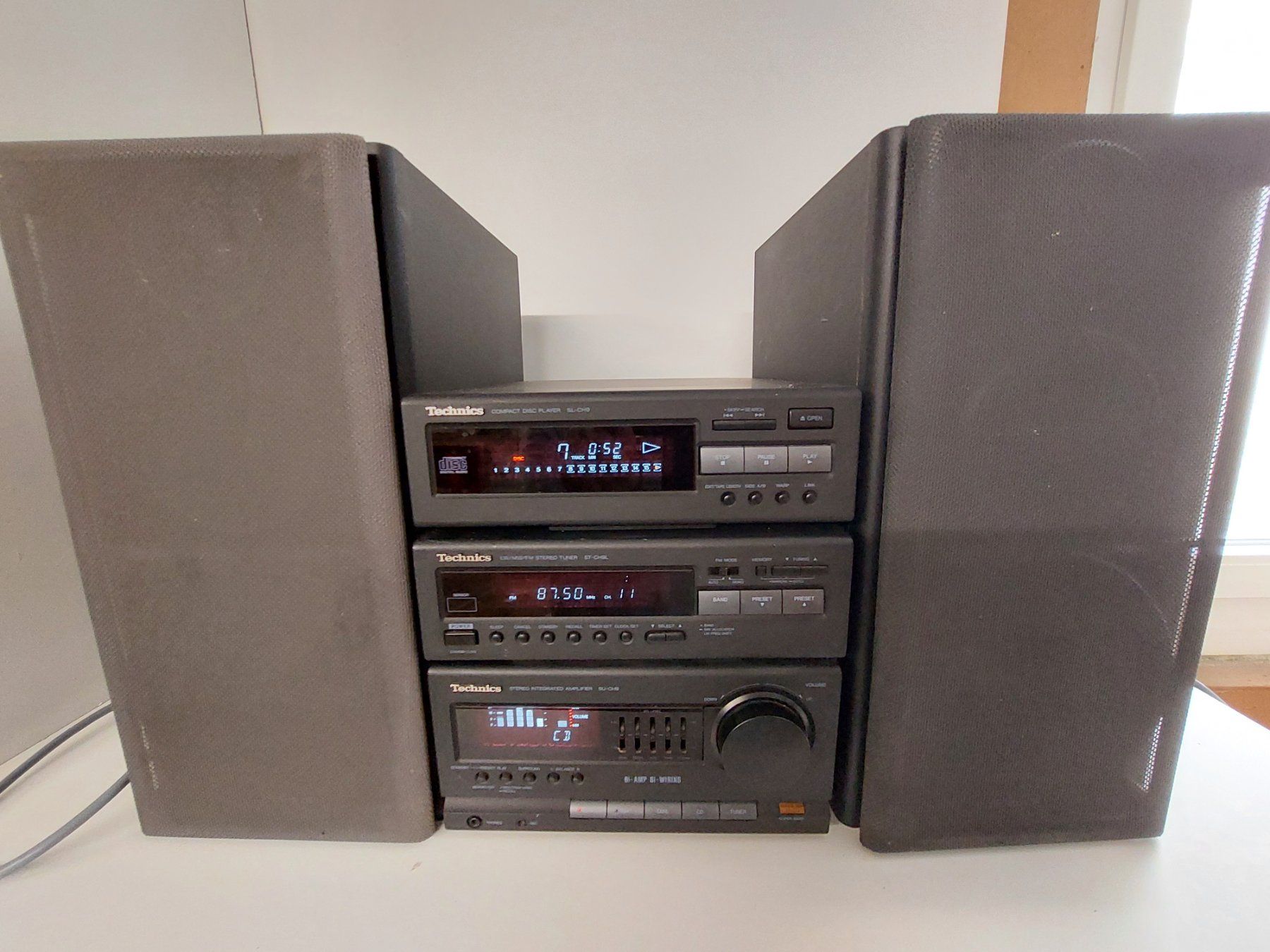 Technics Multimediaplayer & Streamer: Stereoanlage Technics – Gebraucht aus Bowil von Mustache 3