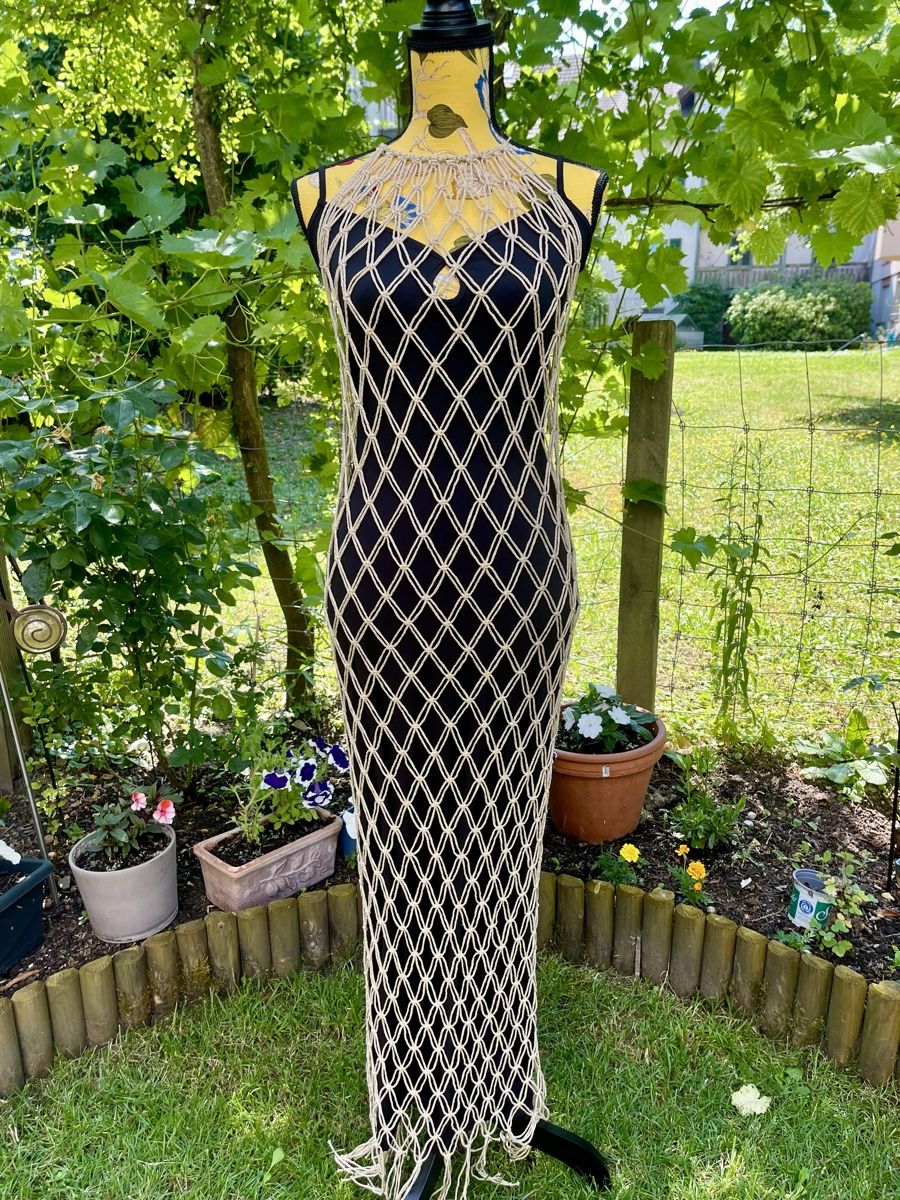 Kleider: 🌿 Makramee-Kleid – handgefertigter Boho-Traum 🌞 – Neu und originalverpackt aus Adliswil von Ajoure_Atelier