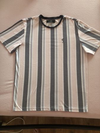 Religion T-Shirt Striped Size M