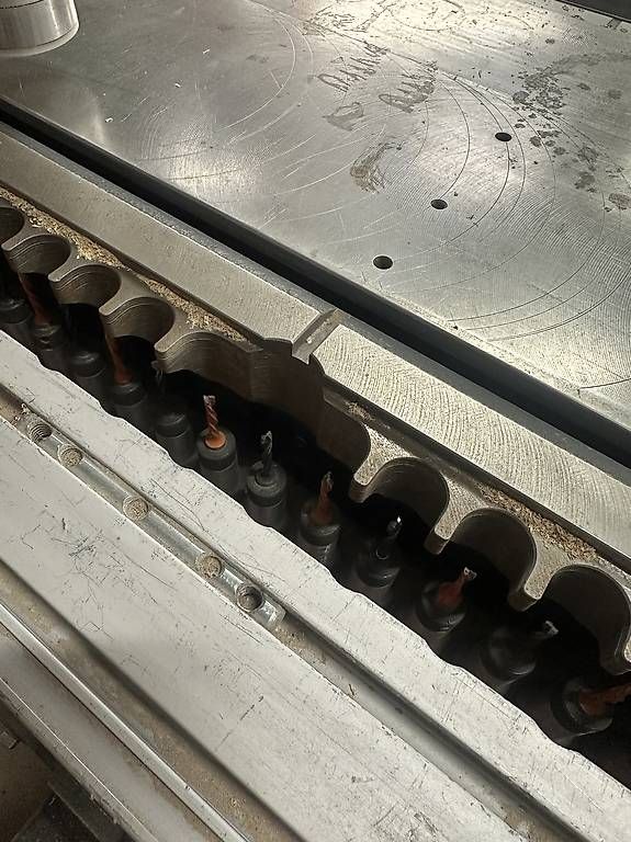 Toutes les machines: Felder Reihenlochbohrmaschine – D'occasion à Zermatt par 321peti 2