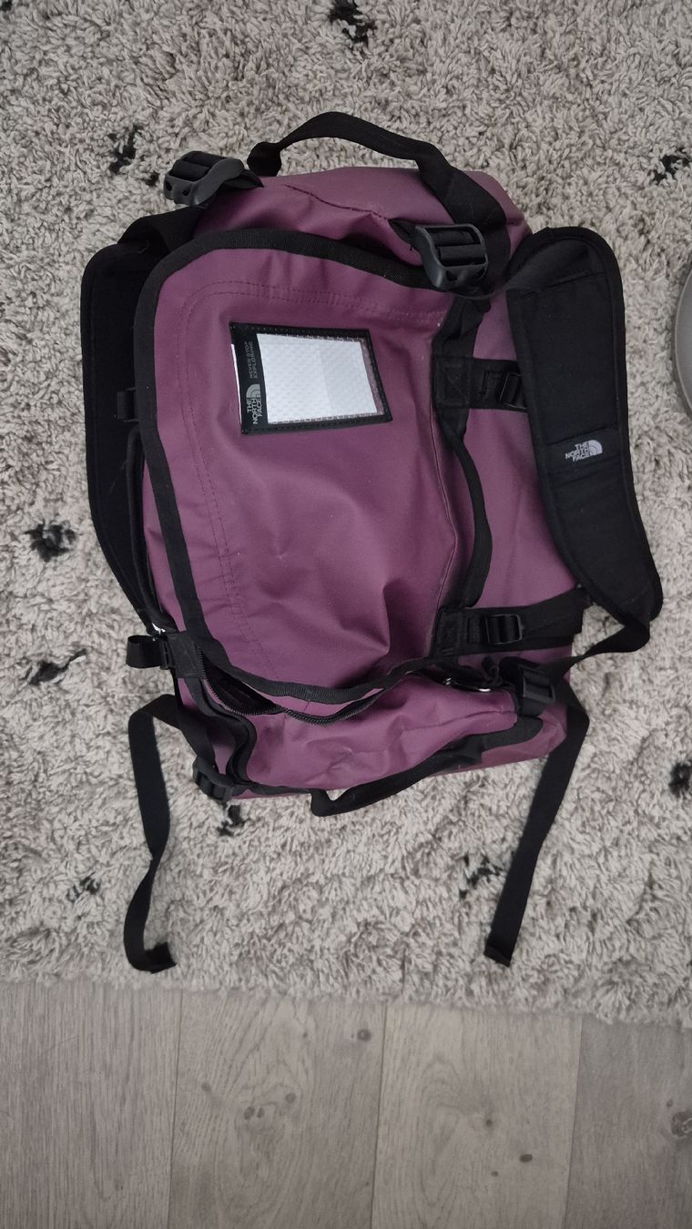 North Face Zaini: Base Camp Duffel - Xs Boysenberry/TNF black – Usato da Watt venduto da sarahZH1995 1