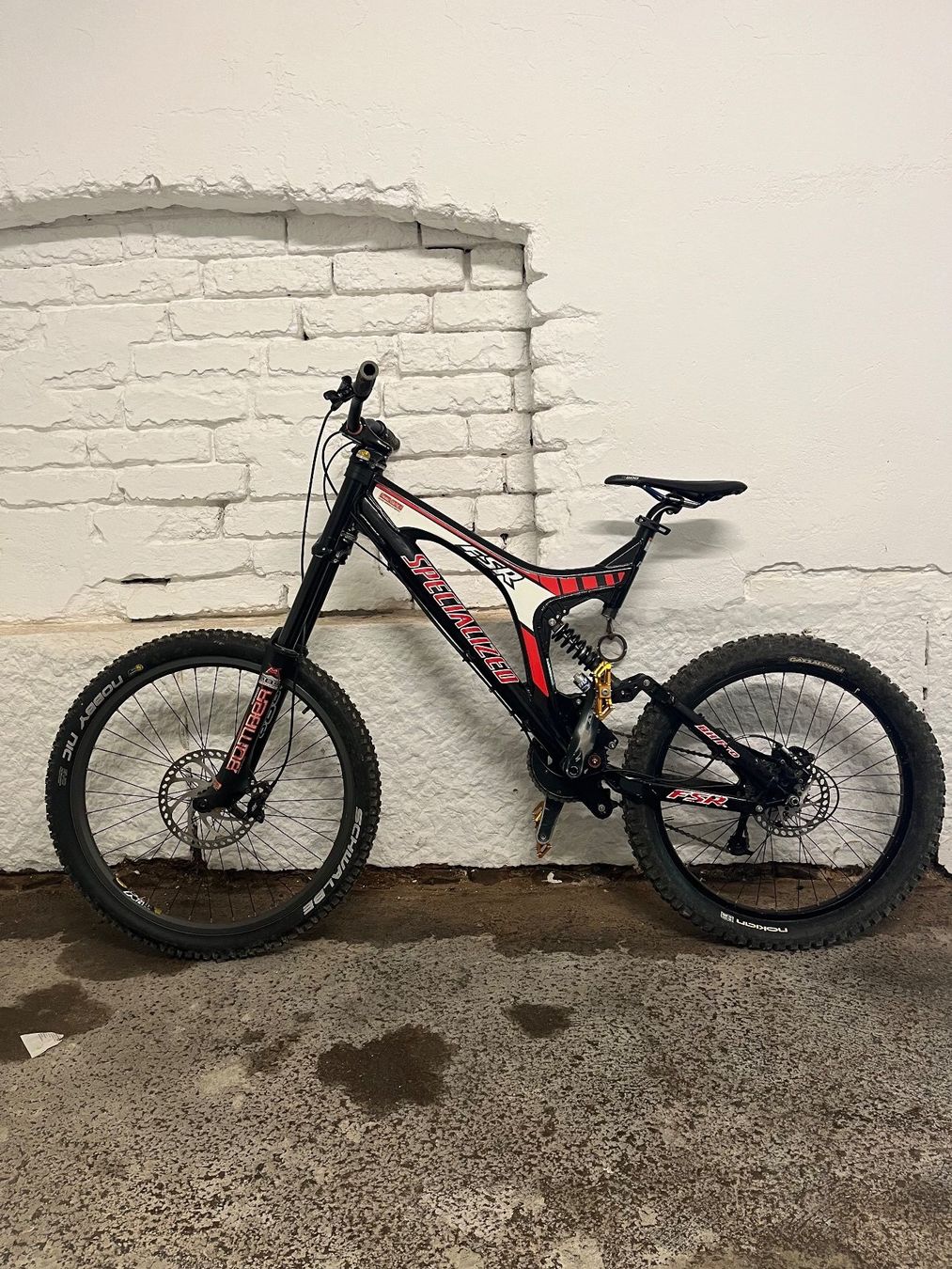 Specialized Biciclette: Specialized Enduro Expert FSR – Usato da Schüpfen venduto da  1