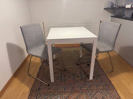 IKEA Tisch ausziehbar 84/120 + 2 Stühle