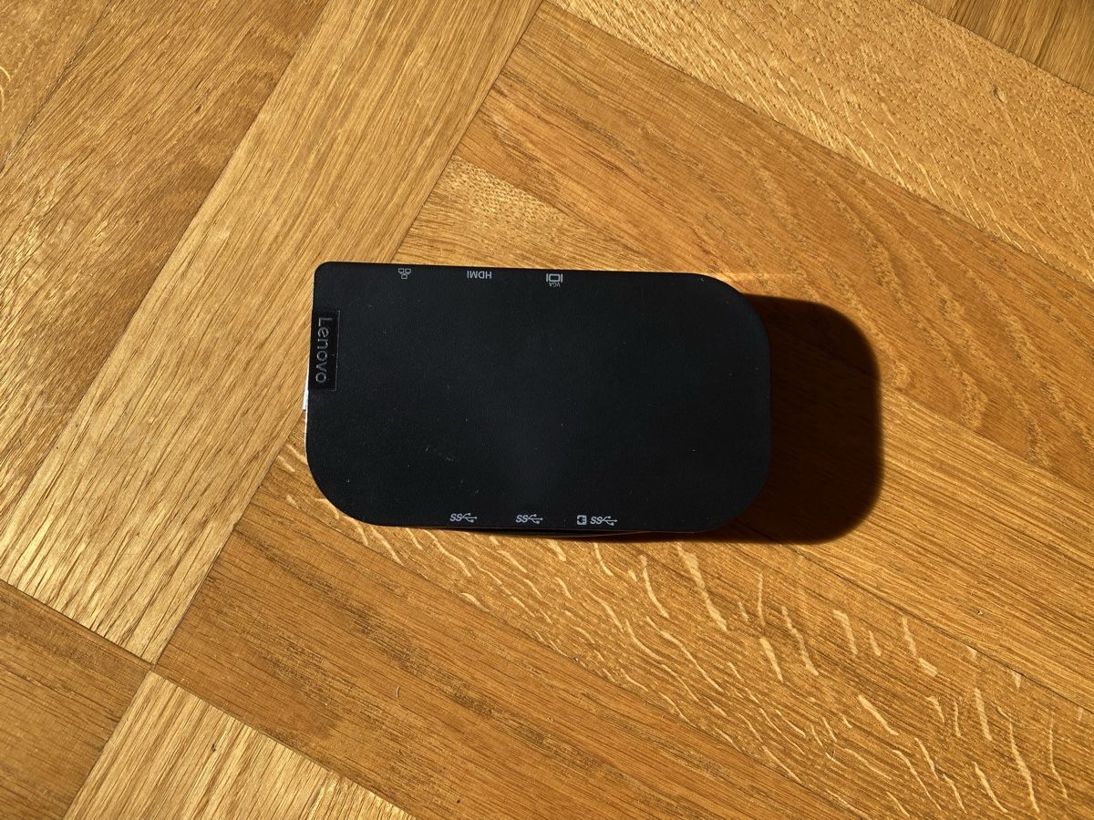 Lenovo Hub & Switch: Lenovo Select USB C 4K Mobile Hub – Usato da Hünenberg venduto da a.u.849