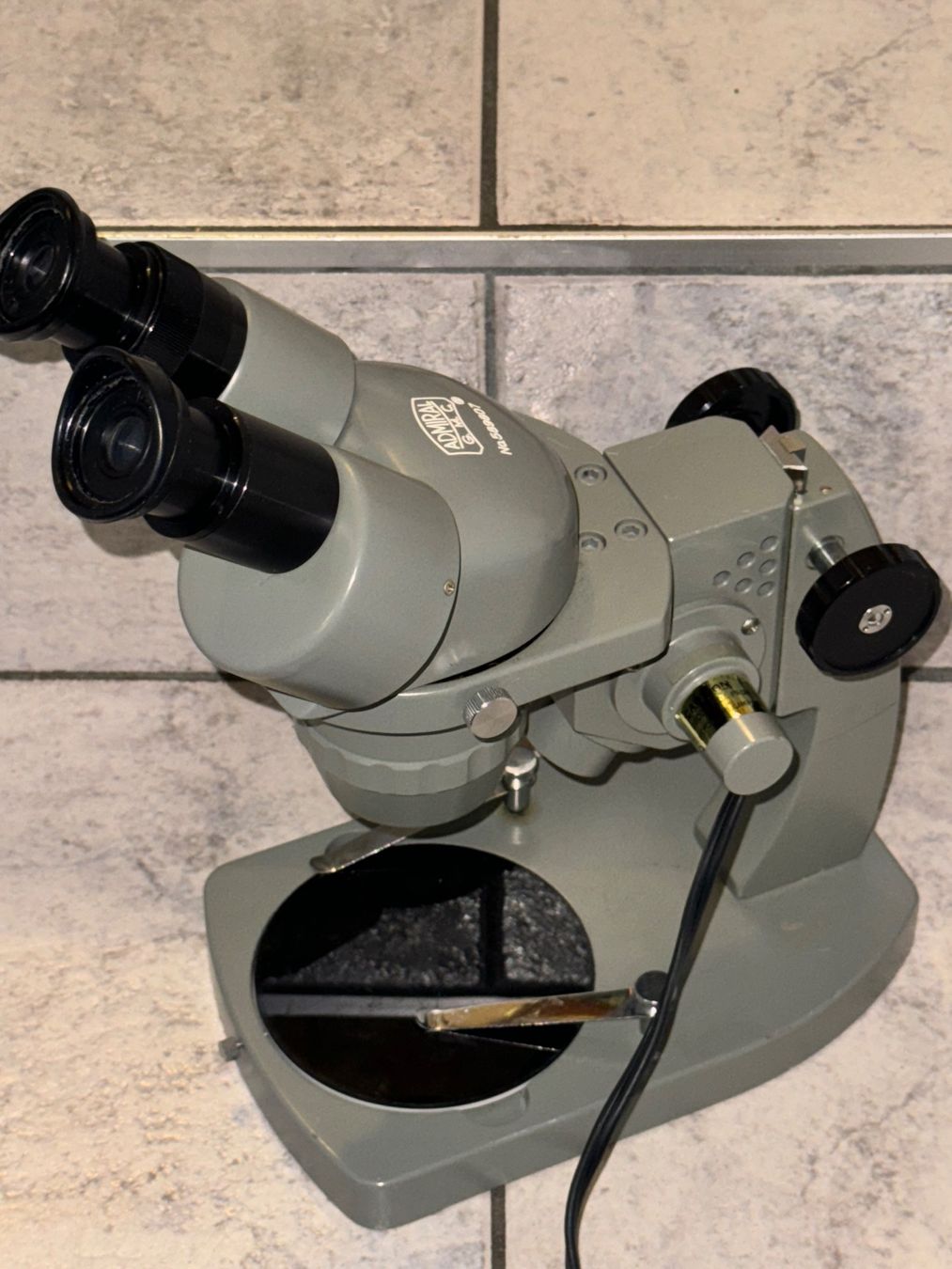 Mikroskopie: Älteres Admiral Stereomikroskop – Gebraucht aus Kaiseraugst von Drasa 4