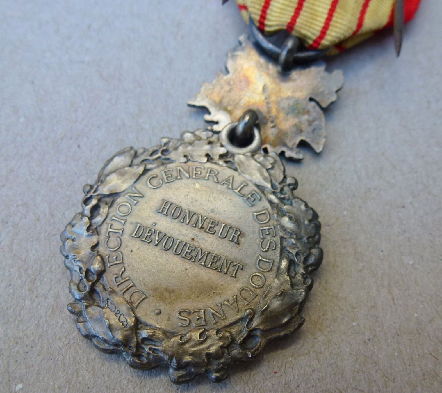 Medaglie: RF - Honneur Devouement - Direction Generale des Douanes – Usato da Walkringen venduto da Casablanca777 6