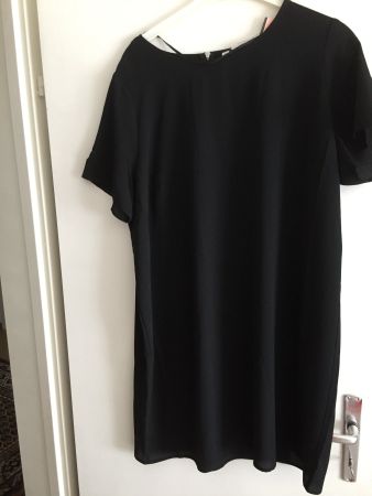 Damenkleid Gr. 48 schwarz