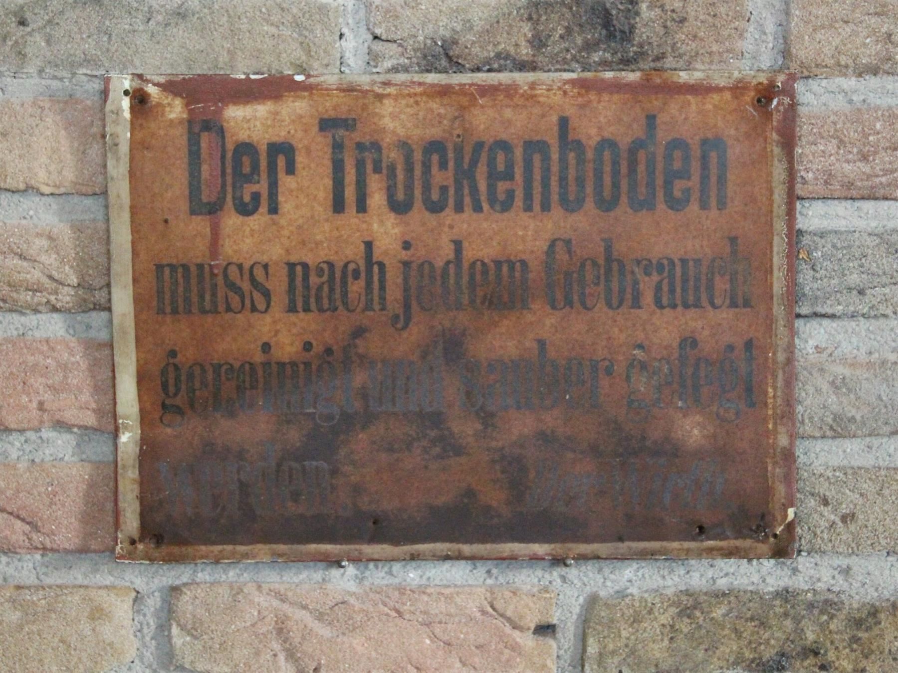 Insegne: Blechschild "Trockenboden" – Usato da Birrwil venduto da brandschatz_birrwil 1