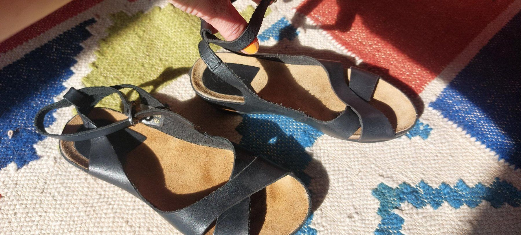 Kickers Scarpe da donna: Kickers schwarze Sandalien neu – Nuovo (secondo la descrizione) da Uster venduto da basiram