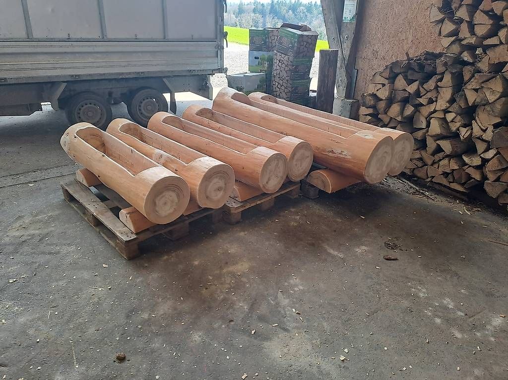 Holzartikel: Blumentröge aus Rundholz oder Wurzelstamm nach Kundenwunsch – Gebraucht aus Affoltern am Albis von ret_6x6z 1