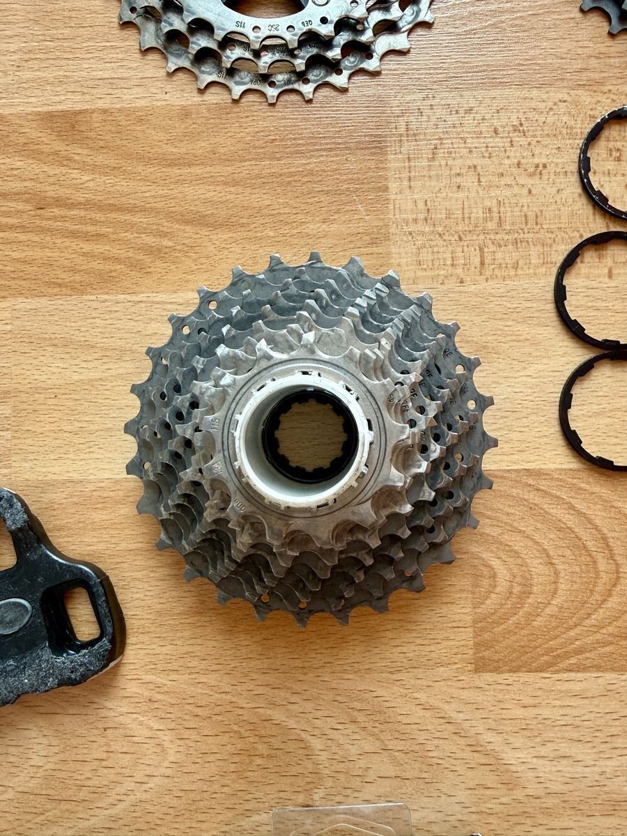 Shimano Pezzi di ricambio: Gebrauchtes Veloteile-Paket – Usato da Illnau venduto da Mgery 1