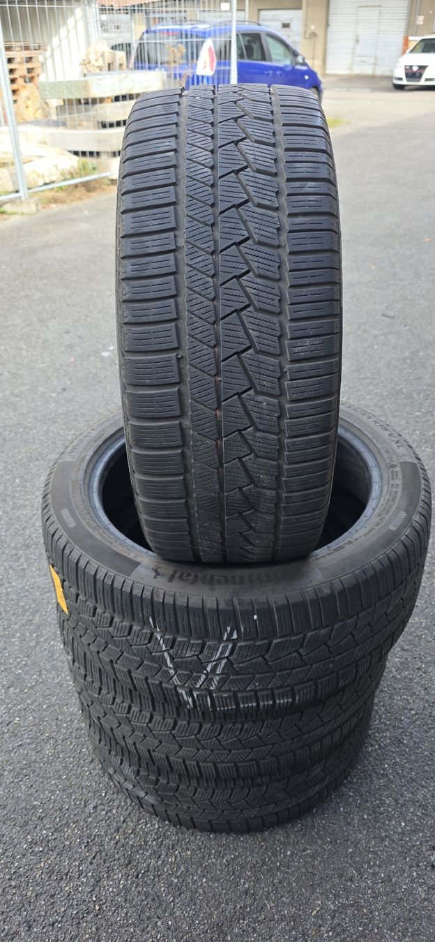 Continental Pneumatici & Ruote complete: Winterpneu 235/45/R18 M+S – Usato da herzogenbuchsee venduto da jamma01