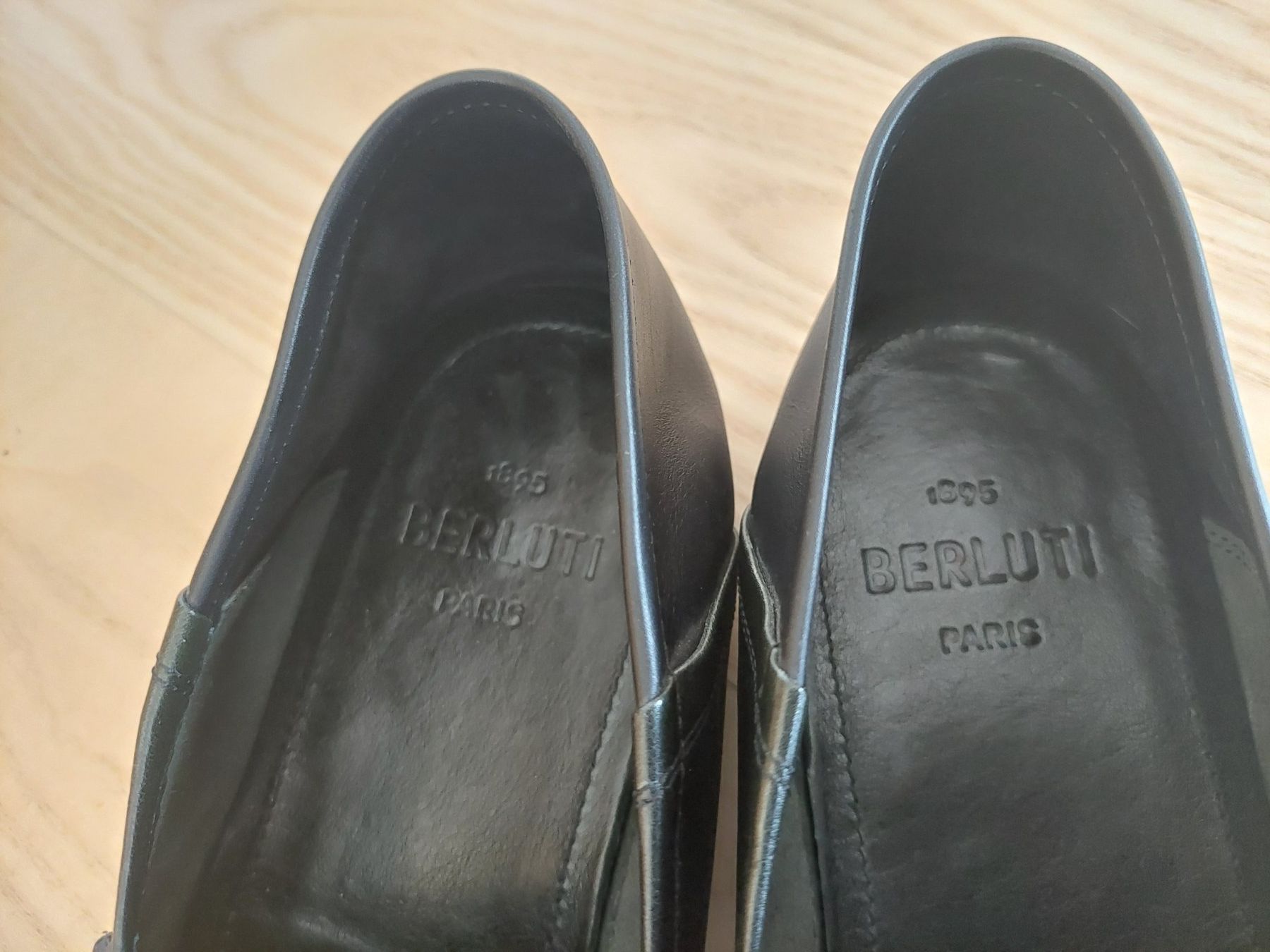Berluti Scarpe da uomo: Berluti Lorenzo Kangaroo Leather Loafer – Nuovo (secondo la descrizione) da Grandvaux venduto da Larocheturpin 2