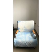 Chill-Sessel massiv auf Rädern wird einfach zu Bett-waschbar