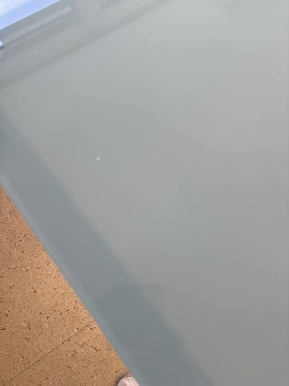 Tische: Table avec plateau en verre – Gebraucht aus Evionnaz von roh_l5yz 2