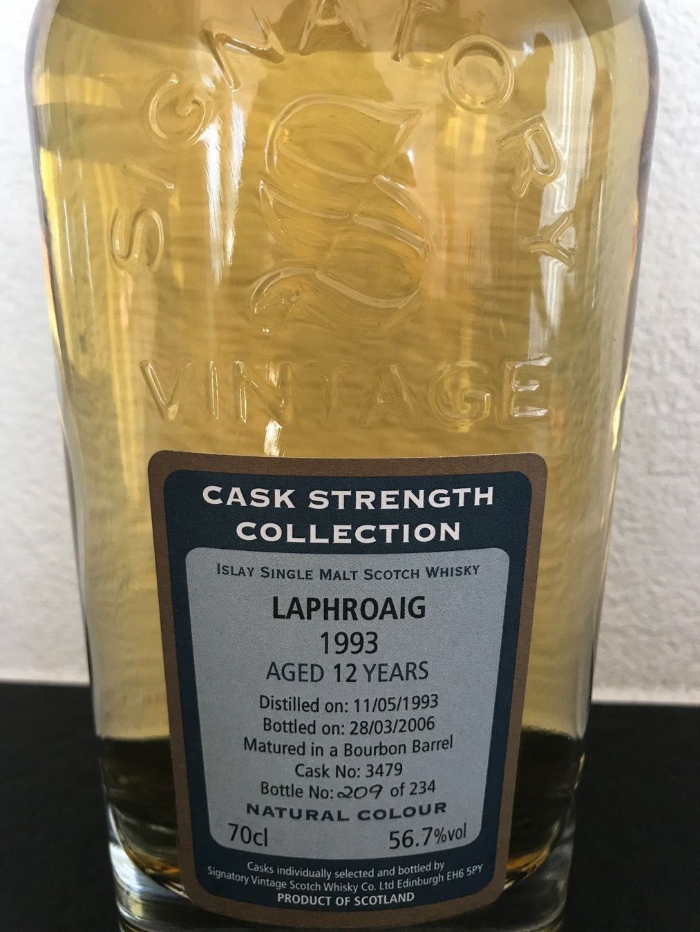 Laphroaig Spirituosen: LAPHROAIG 1993 SIGNATORY 56.7% Vol. – Neu und originalverpackt aus Utzigen von Lavendel1975 2