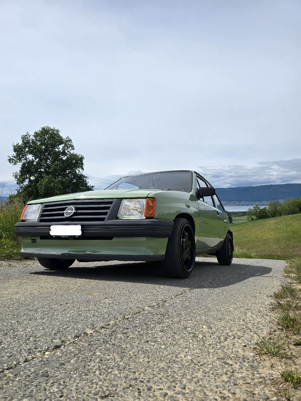 Opel Autos: opel corsa A – D'occasion à Lugnorre par jan_cq5y 2