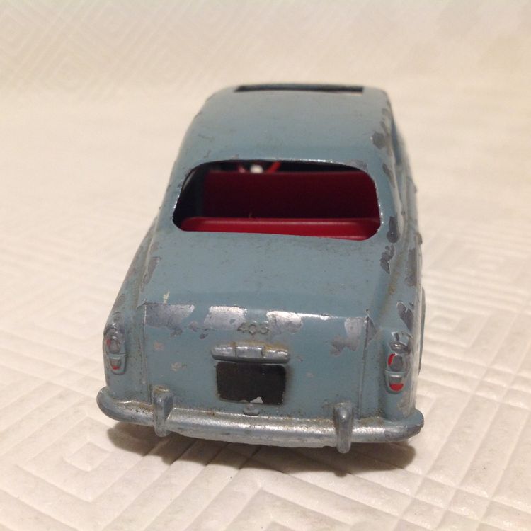 SOLIDO DEMONTABLE SERIE JUNIOR PEUGEOT 403 N°193A