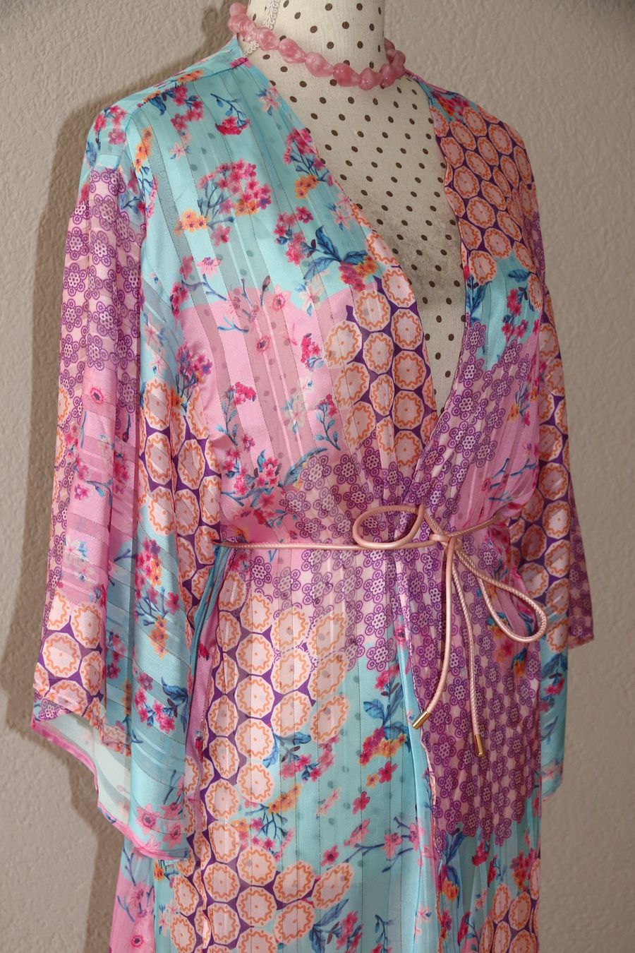 Tuniche: Hübsche  Strandtunika / Kimono Gr.S-M neu – Nuovo (secondo la descrizione) da Oberwil-Lieli venduto da Svetlana28 8