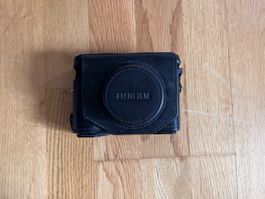 Original Fujifilm Ledertasche für X100 – guter Zustand