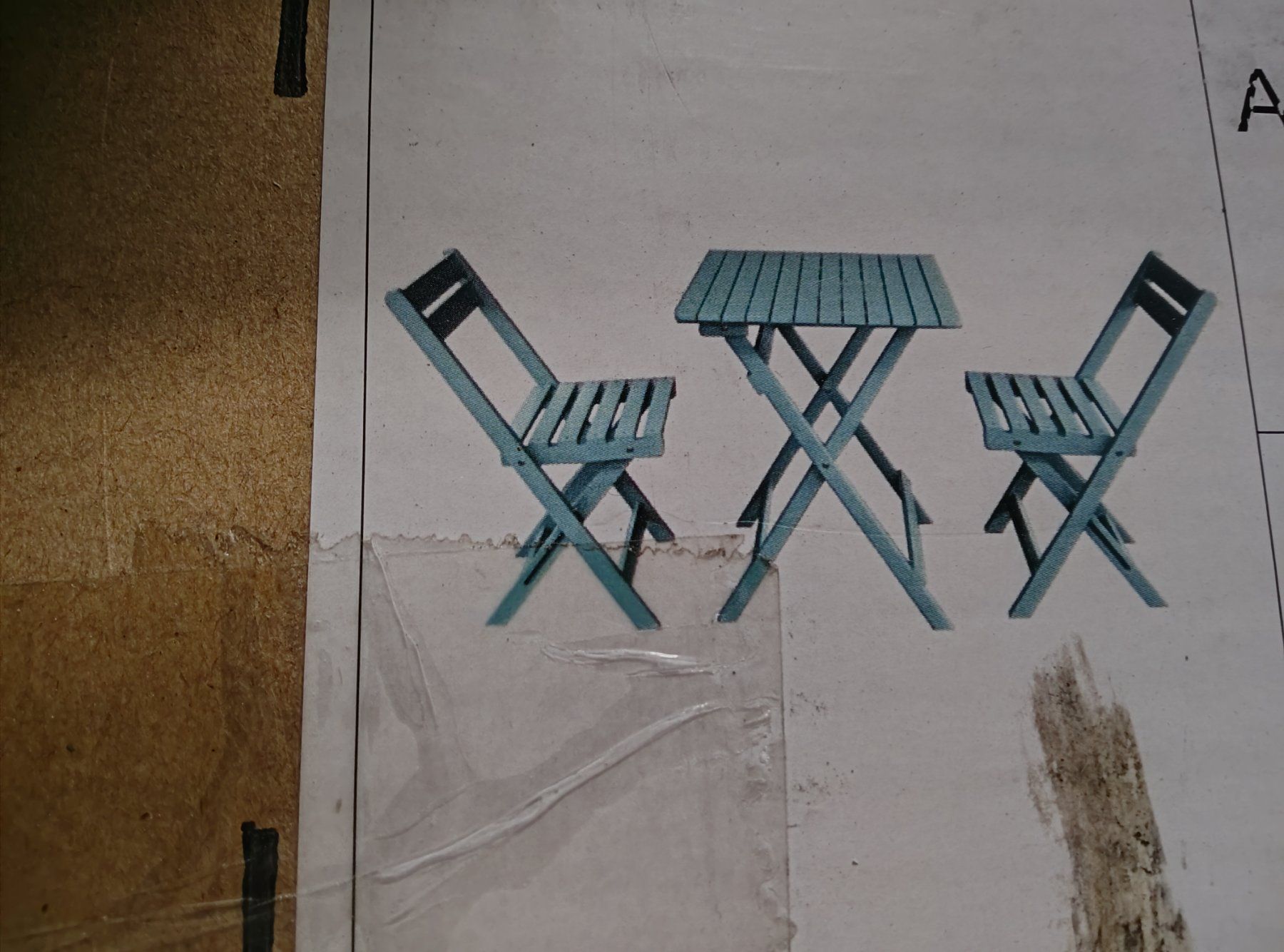 Set di tavolo e panche: Chaises et table – Nuovo e nell'imballaggio originale da Vicques venduto da prairie0809