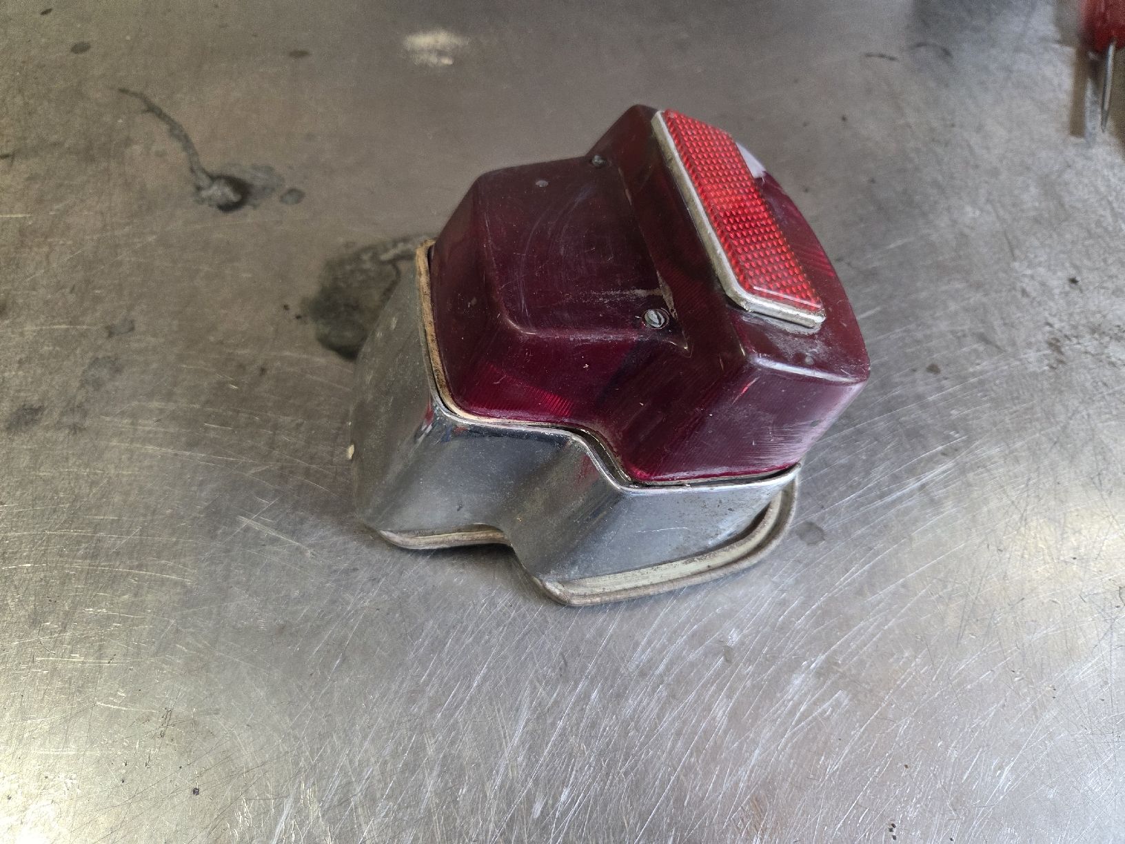 Vespa Tutti pezzi di ricambio per scooter: Vespa Rücklicht – Usato da Eichberg venduto da Schmid-Motos