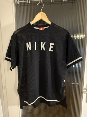 T-shirt Nike noir