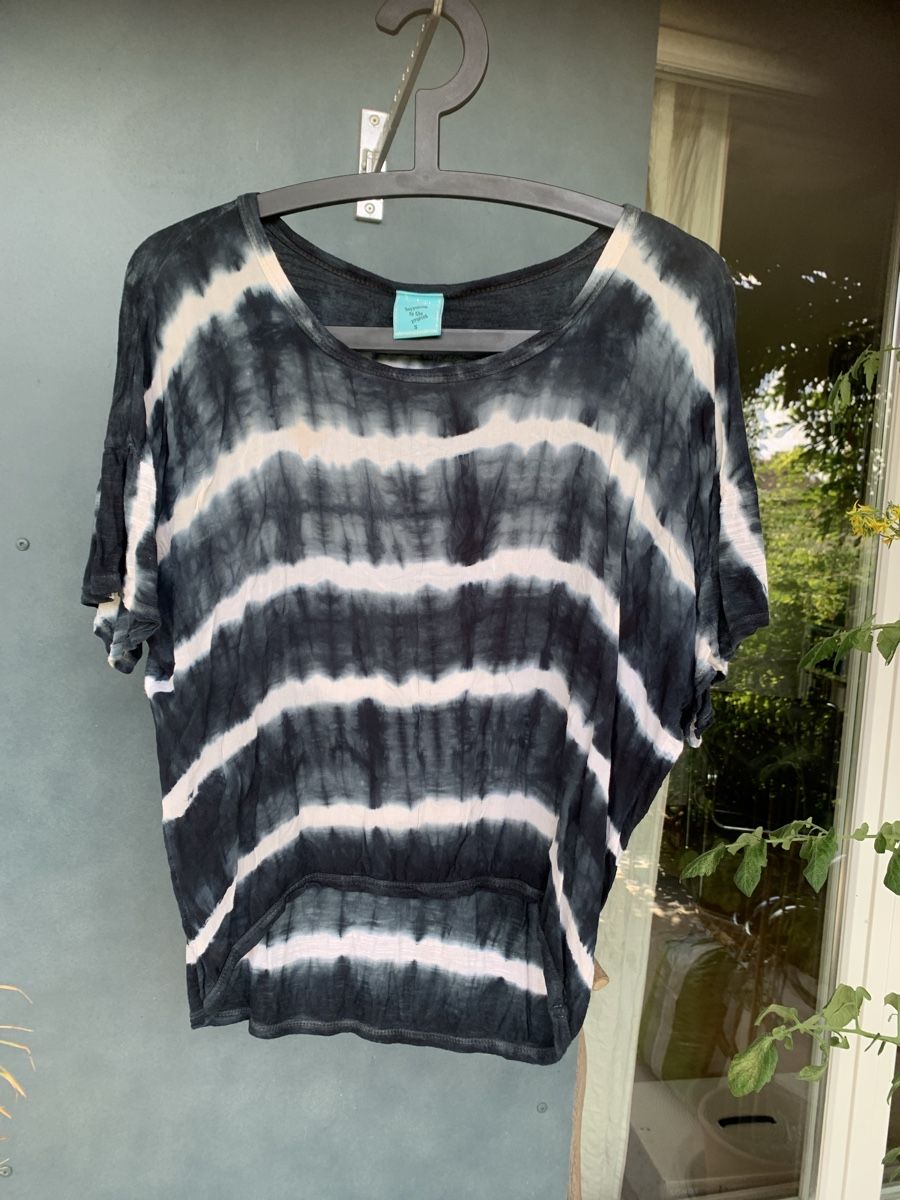 T-shirt: Batik Shirt, Gr.S – Usato da Uster venduto da Flummi 1