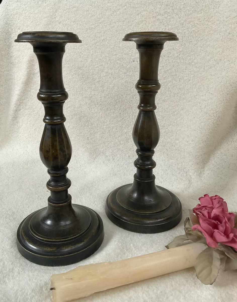 Kerzenständer: Antike Kerzenständer Bronze, Budapest, 18Jh – Gebraucht aus Otelfingen von Markthalle_C