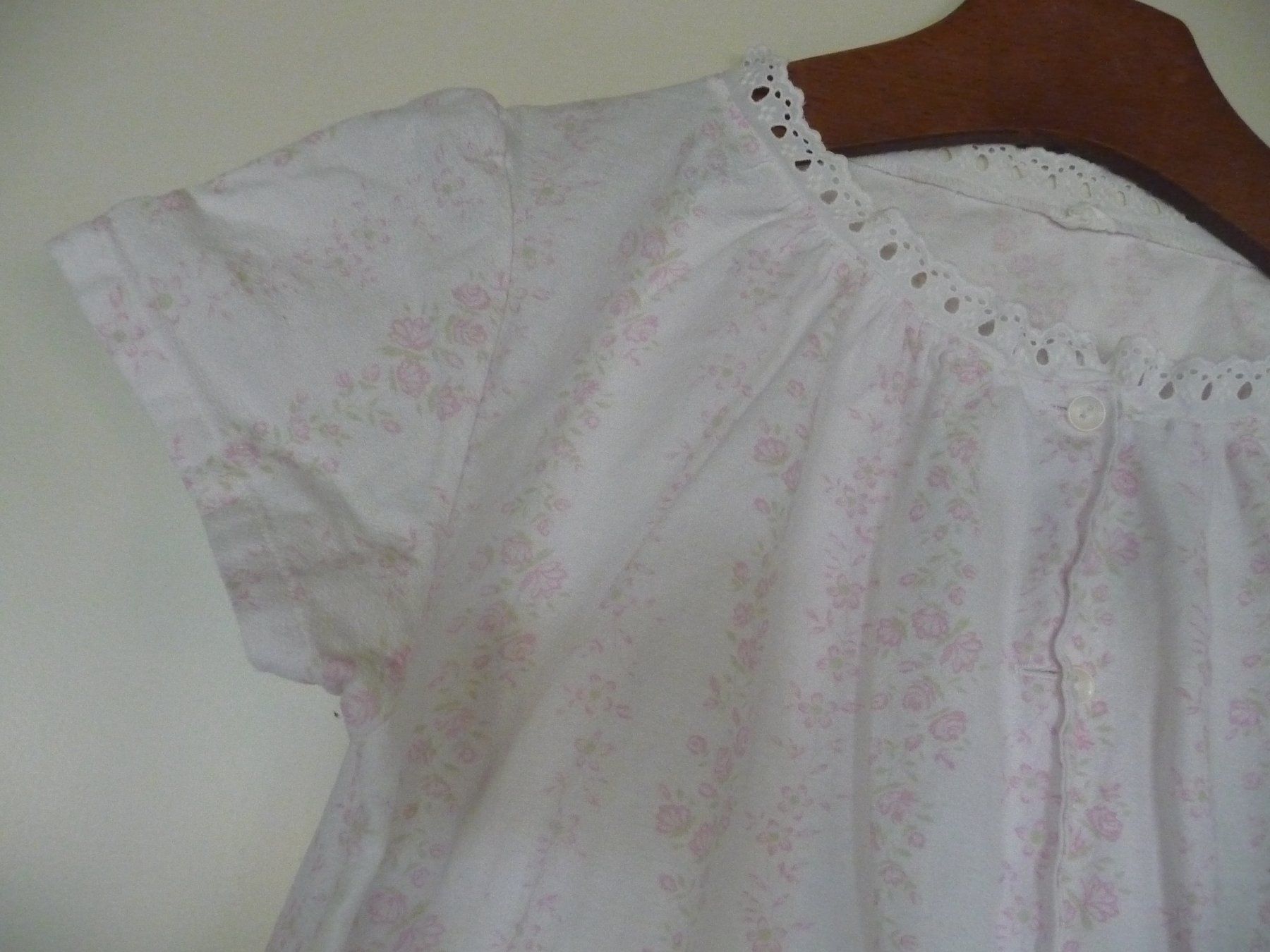 Negligees & Pyjamas: leichtes Nachthemd Grösse ca. S – Neu (gemäss Beschreibung) aus Kirchberg BE von lavendel02 2