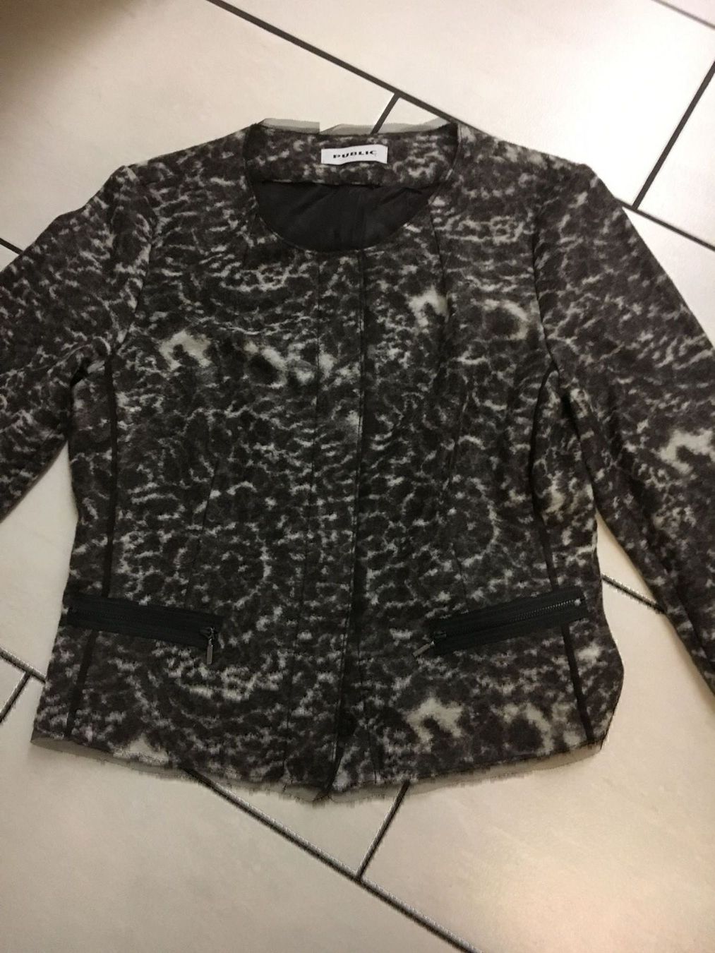 Giacche: Jacke der Marke PUBLIC. Farbe Braun – Nuovo (secondo la descrizione) da Buchs-ZH venduto da Birikina
