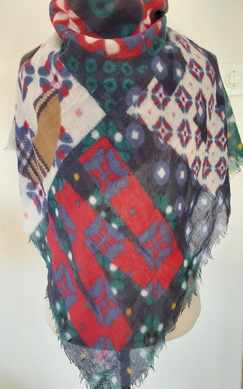 Foulard & Sciarpe: Schal Tuch Wolle quadratisch – Nuovo (secondo la descrizione) da Köniz venduto da scopello12