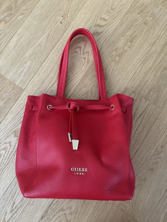 Sac Guess Luxe rouge en cuir