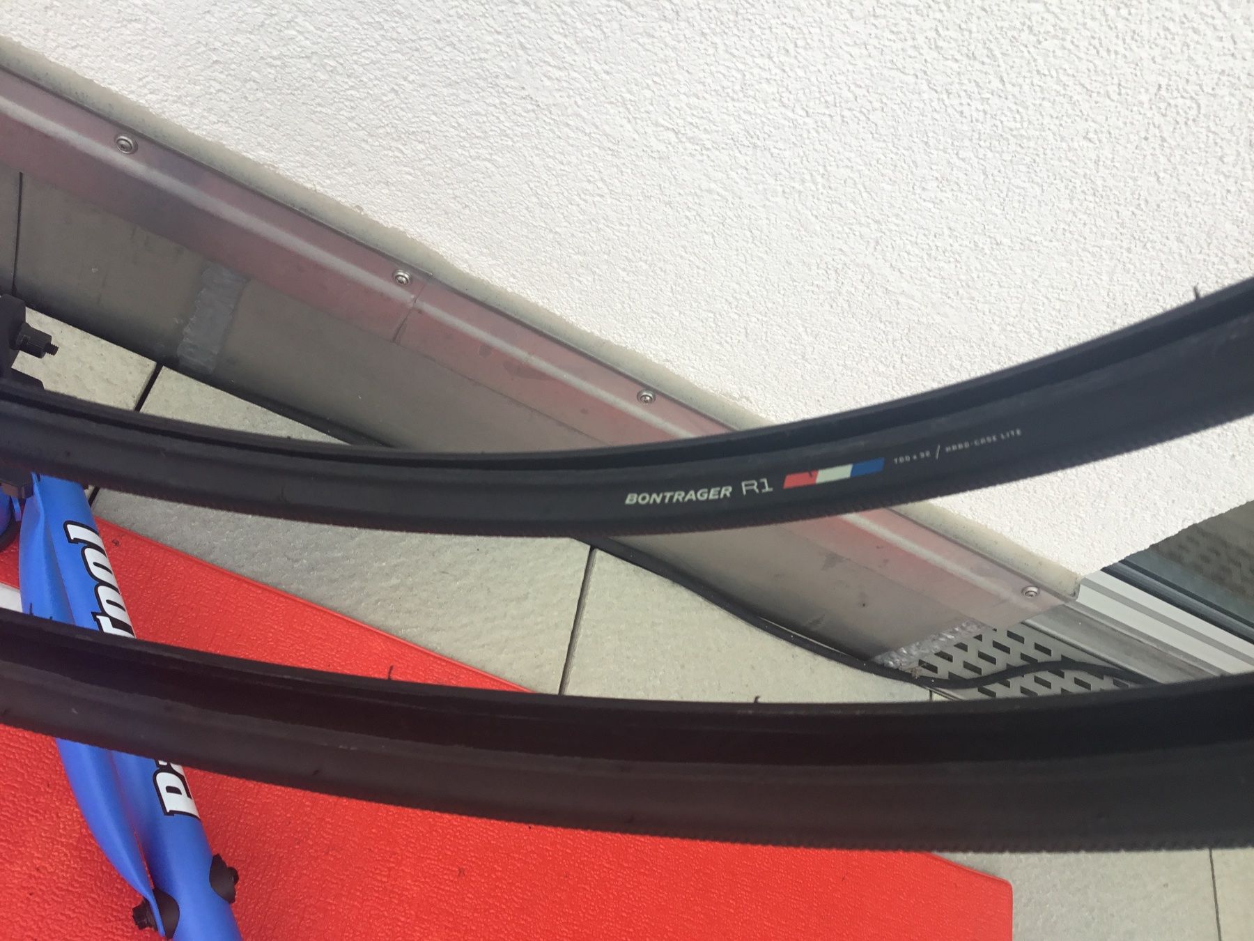Bontrager Pneus & Kompletträder: Bontrager/Trek Rennradreifen – Neu (gemäss Beschreibung) aus Schlieren von hespeler99 2