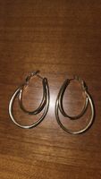 Paire de boucles d'oreilles dorées  ✨