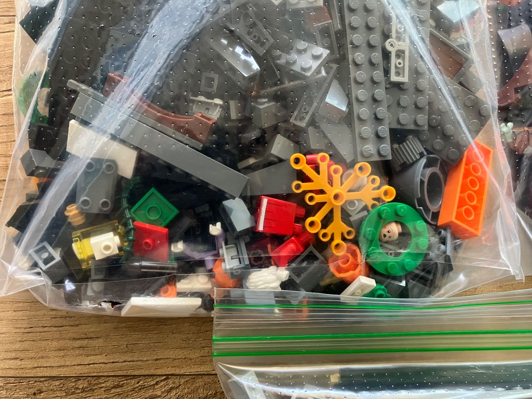 Lego Kit di costruzioni: LEGO 21351 The Nightmare Before Christmas – Usato da Châtel-St-Denis venduto da Lestresorsdugrenier 2