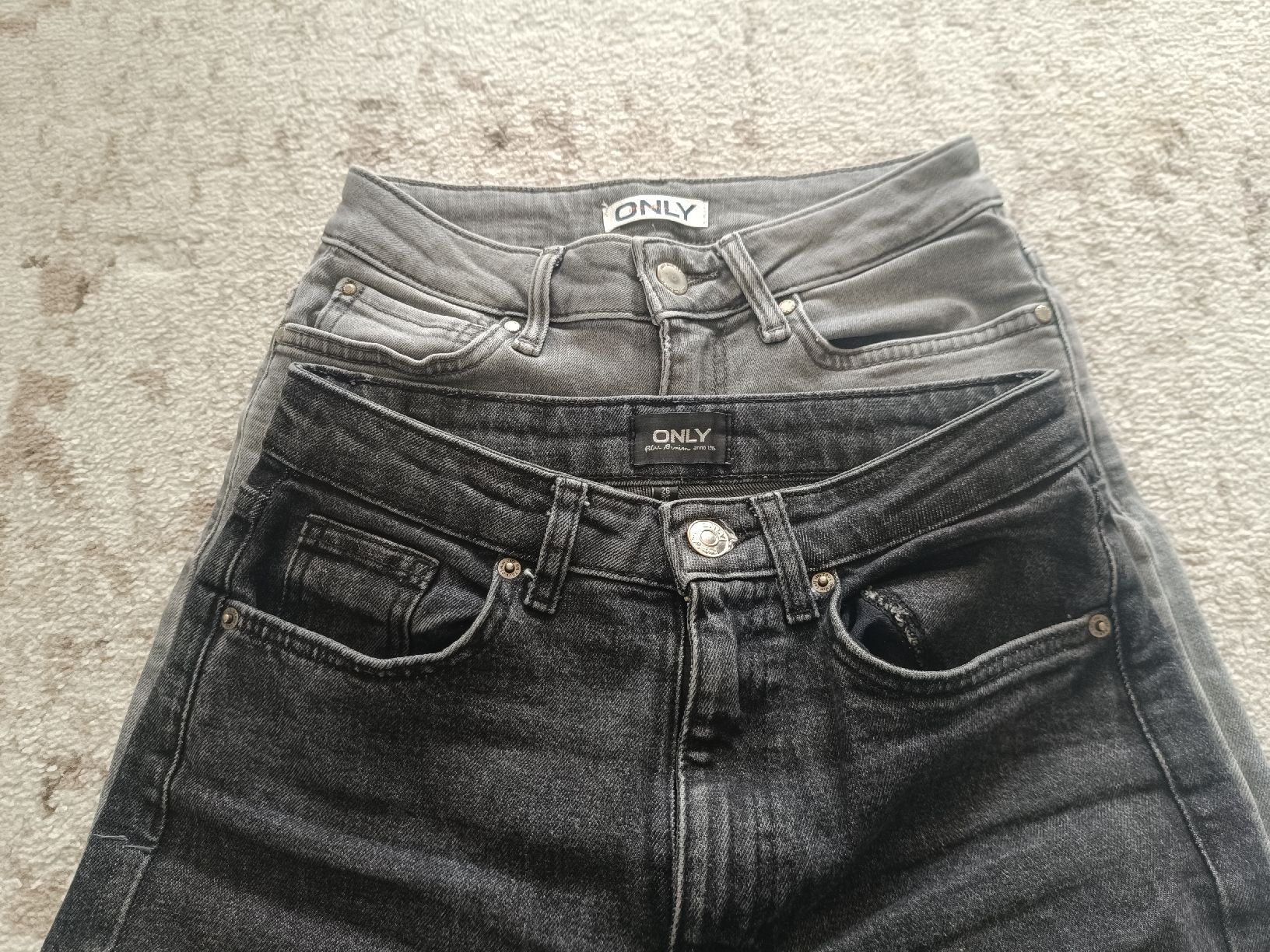 Only Jeans: ONLY Jeans Duo-pack grau und schwarz – Usato da Wallisellen venduto da carla2309 7