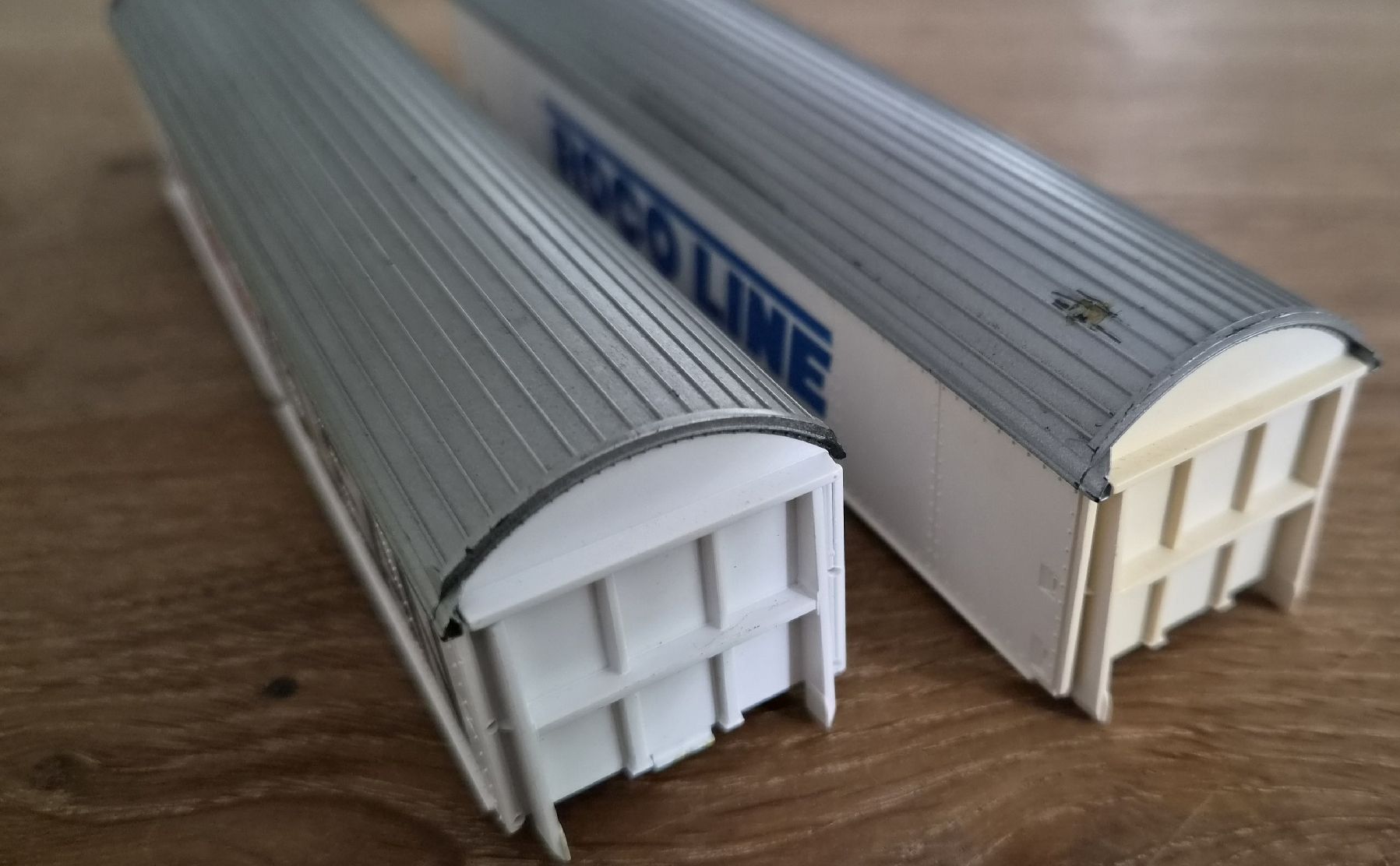 Roco Modelleisenbahnen: 2x Roco Hbis Oberbau – Gebraucht aus Huttwil von Tgv03 3