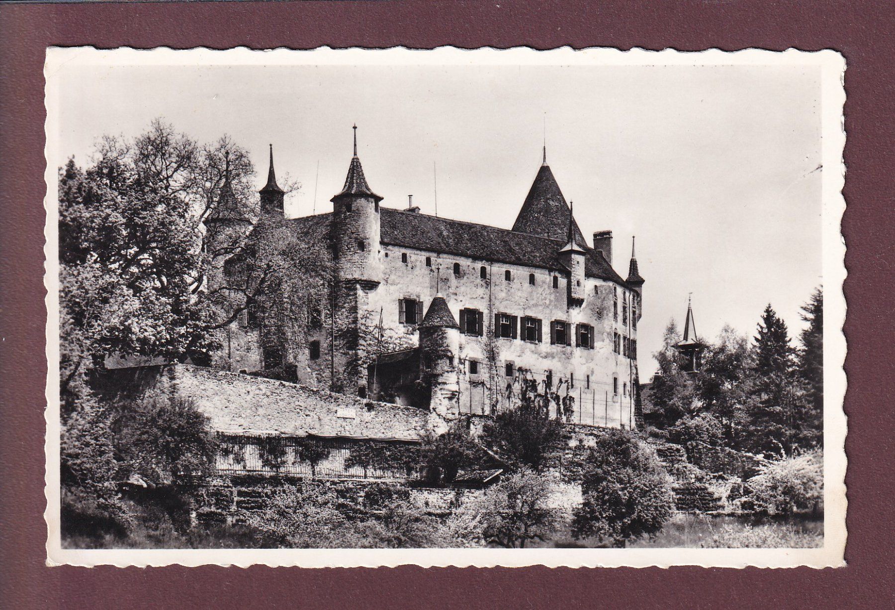Cartes postales: Château d'ORON // petit pli d'angle // – D'occasion à Pully par nicecards