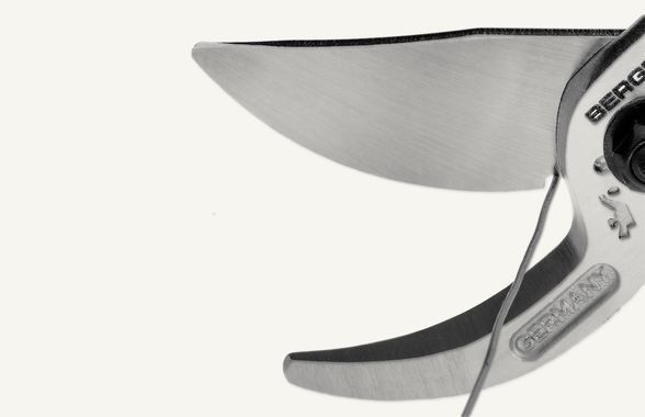 Tutti gli attrezzi: Rollgriffschere Aluminium & abgewinkelter Scheidekopf – Nuovo e nell'imballaggio originale da Trub venduto da L-T 2