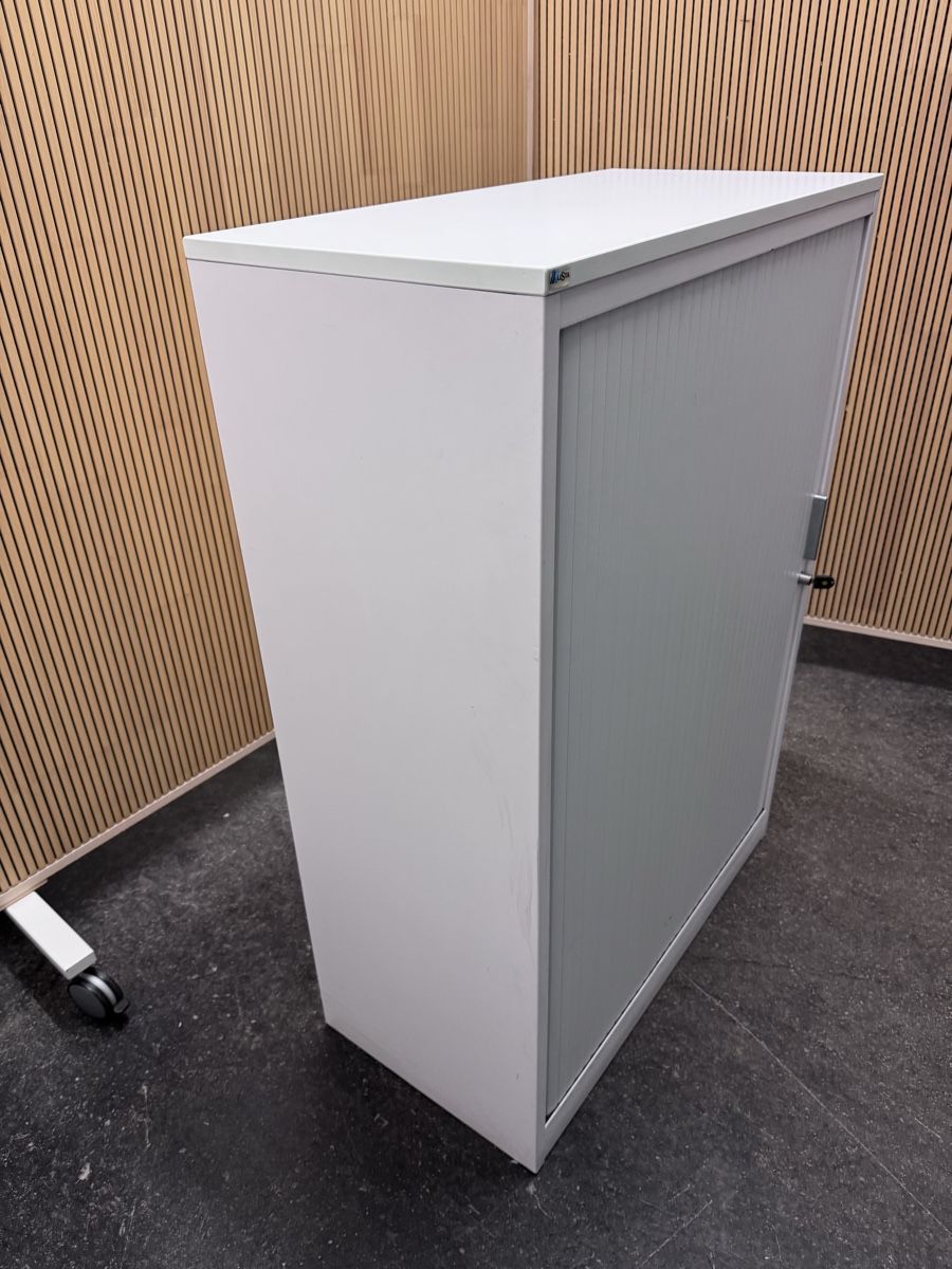 Lista Armadi: Lista Rolladenschrank Metall – Usato da Bern venduto da samryan 4