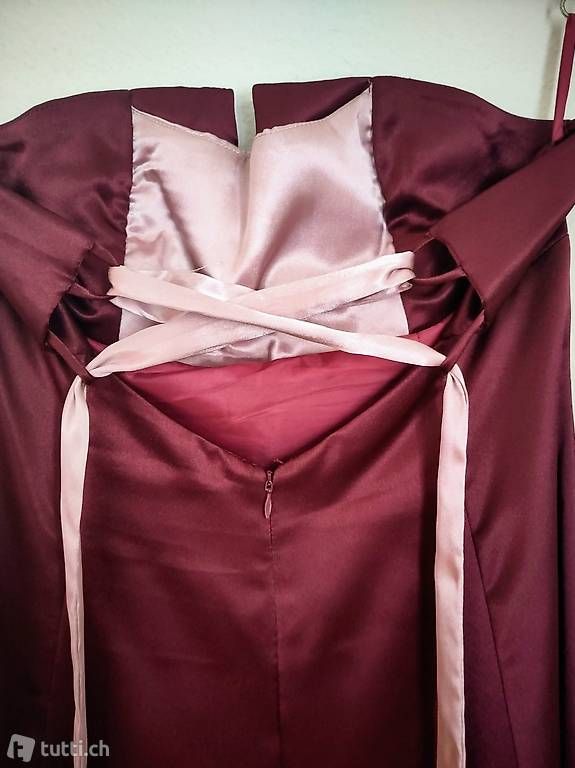 Vestiti: Wunderschönes Ballkleid – Usato da Zug venduto da martine_ 2