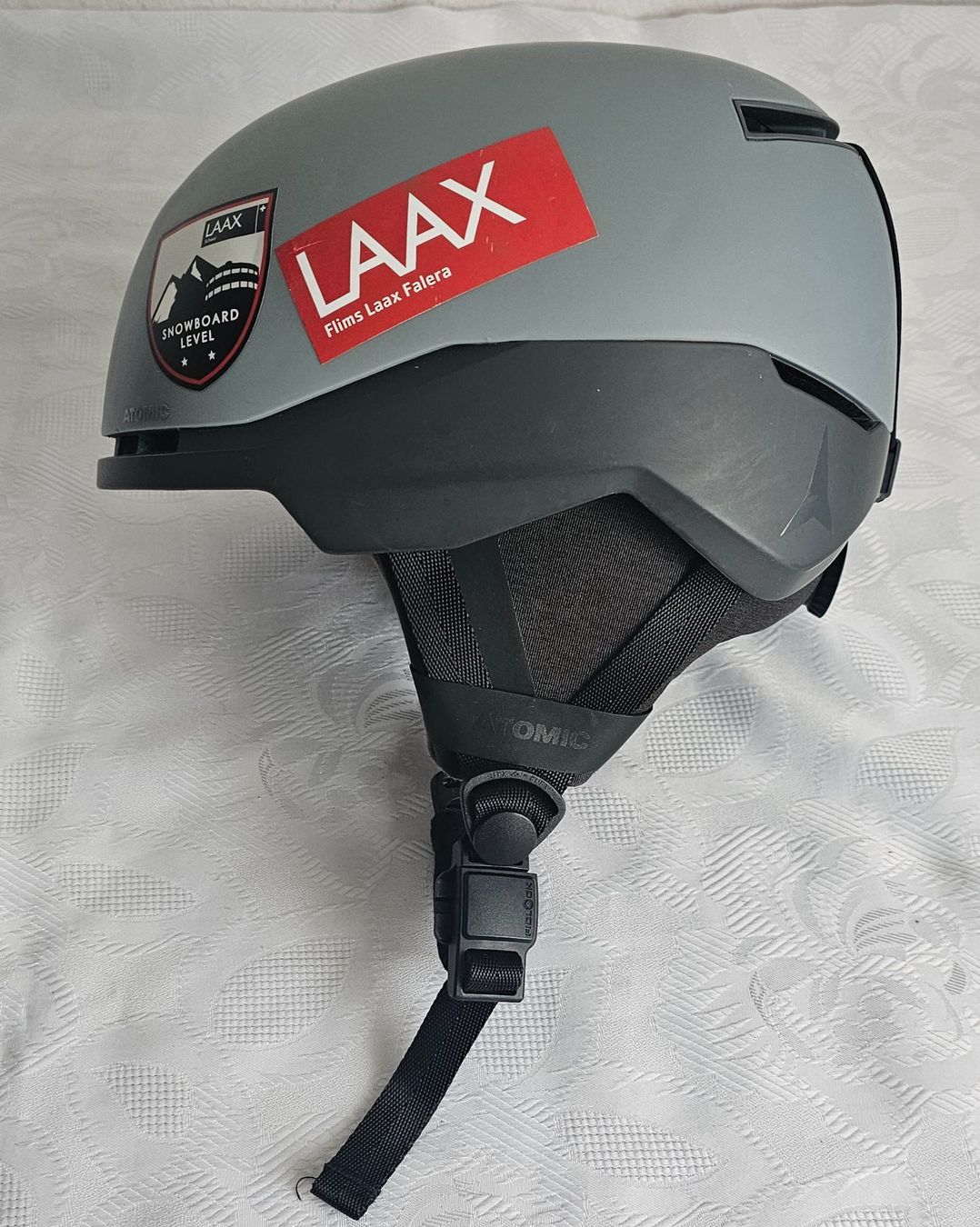 Atomic Caschi: Atomic Laax Skihelm Gr 3 – Usato da Bronschhofen venduto da Xena37