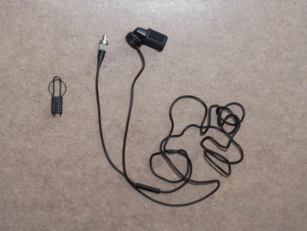 Microfoni: SET Sennheiser: Receiver, Microphone, Bodypack Transmitter – Usato da Zürich venduto da reMaterial 6