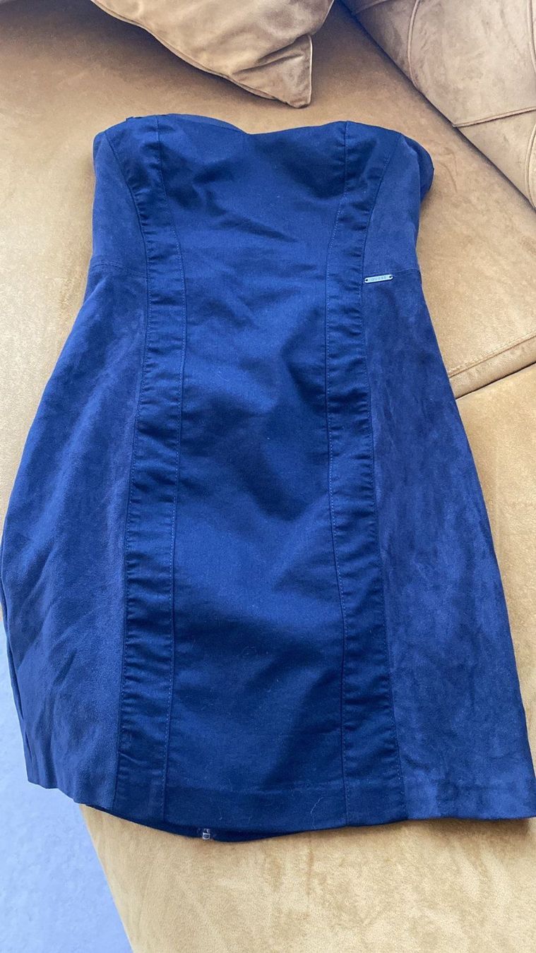 Vestiti: Kleid, Träger abnehmbar, Marke: GUESS – Usato da Dagmersellen venduto da sheli17 1