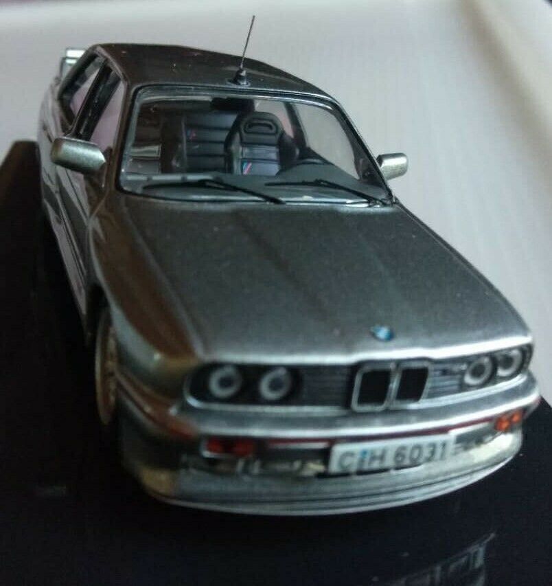 BMW Modellautos: BMW M3 E30 Sport Evolution 1990 silber met.     1:43 von IXO – Neu und originalverpackt aus Gerlafingen von espero88 4