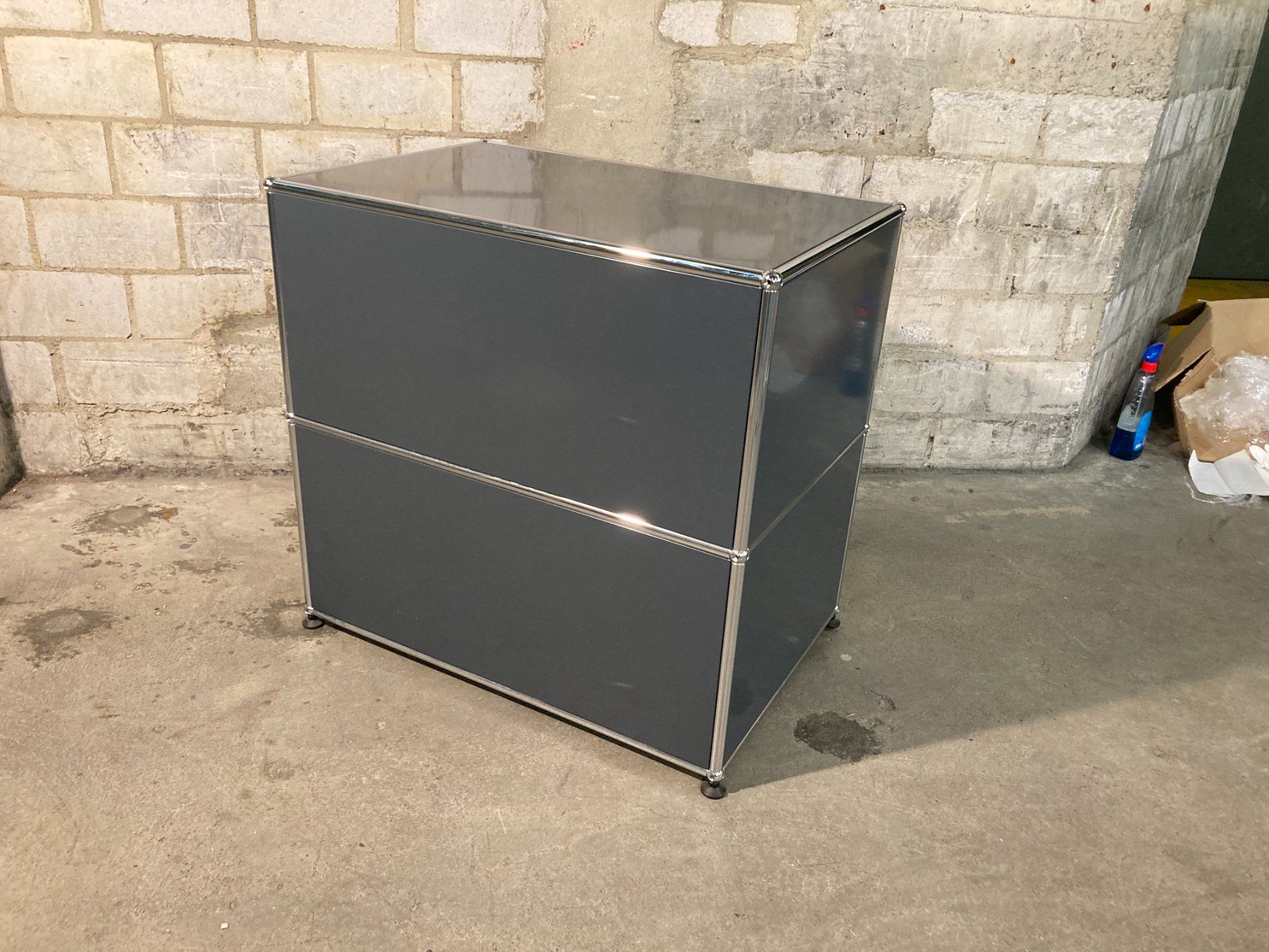 Scaffali: USM Korpus, ca. 78 cm x 75 cm x 53 cm. – Usato da Bern venduto da daskannweg 2
