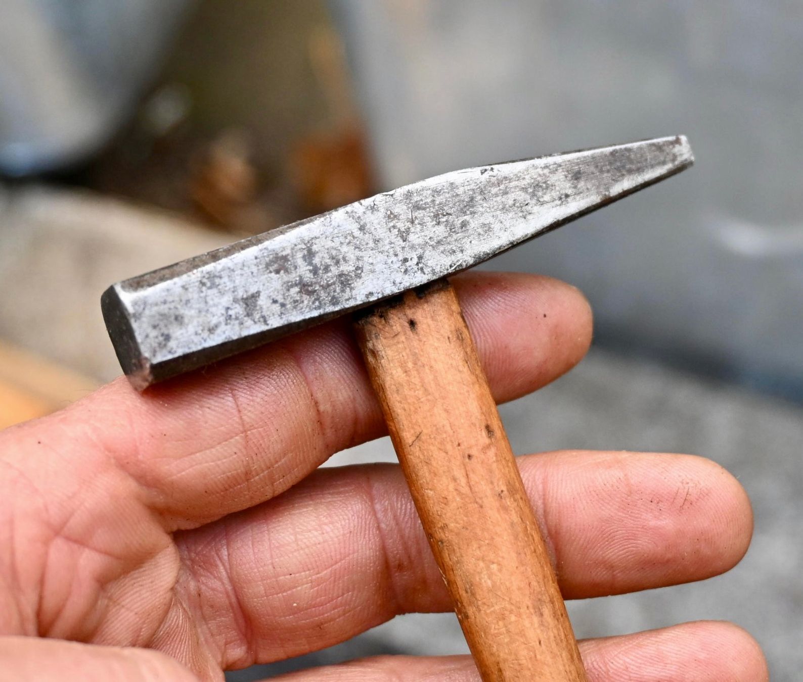 Alle Werkzeuge: Vintage Goldschmiedehammer OKAS länge 26cm – Gebraucht aus Pfaffhausen von mono_rec 6