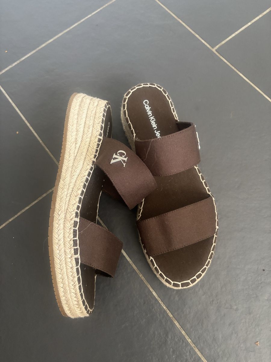 Calvin Klein Scarpe da donna: Calvin Klein Sandaletten 39 – Nuovo (secondo la descrizione) da Ebmatingen venduto da Krouzel0